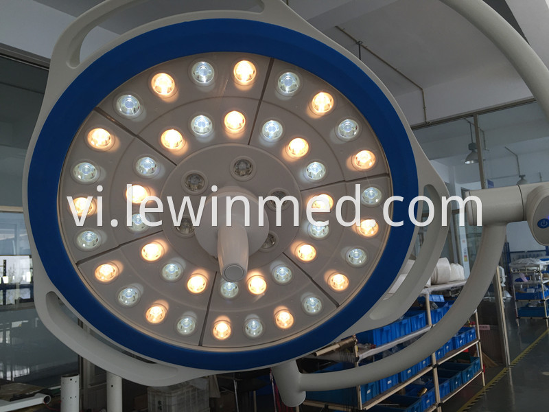 CE approved surgical light